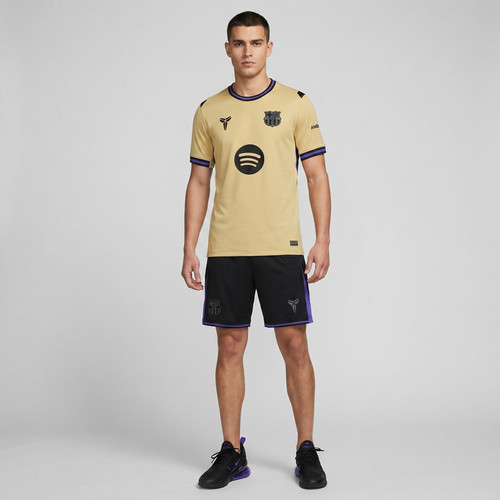 ست تیشرت آستین کوتاه و شلوارک ورزشی مردانه مدل بارسلونا Away 2026